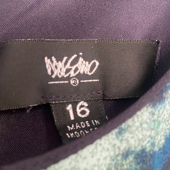 Massimo Blue and Green Patterned Midi Dress - Picture 2 of 3